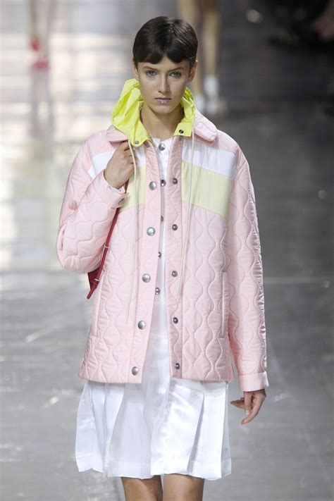 prada estilista